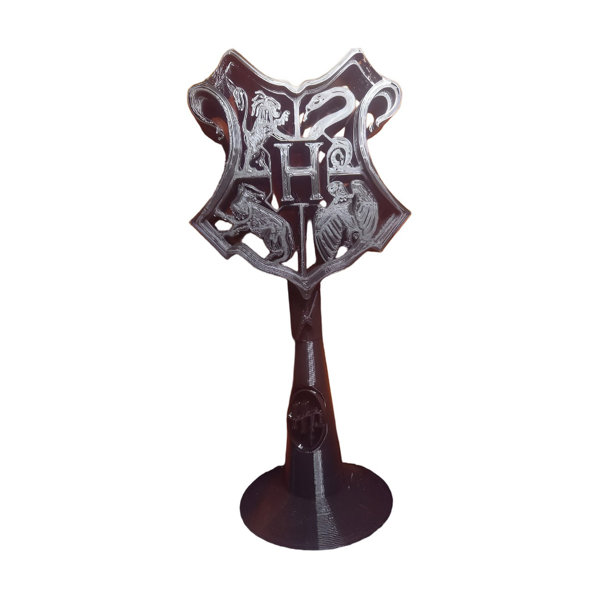 Escudo de Hogwarts en Pedestal — Impreso en 3D