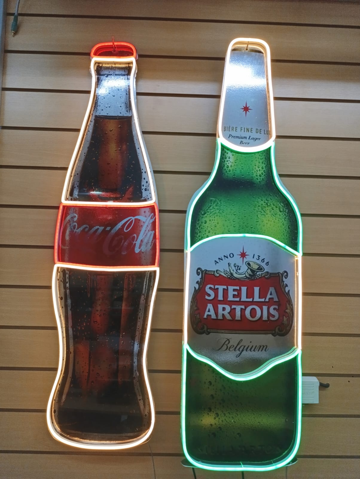 Cartel Neón LED Personalizado — Neon Flex a Medida