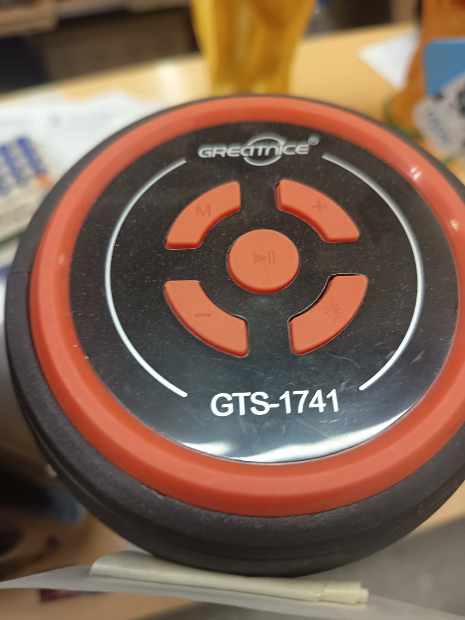 Parlante Bluetooth Greatnice GTS-1741 Cilíndrico — Naranja y Negro, Portátil
