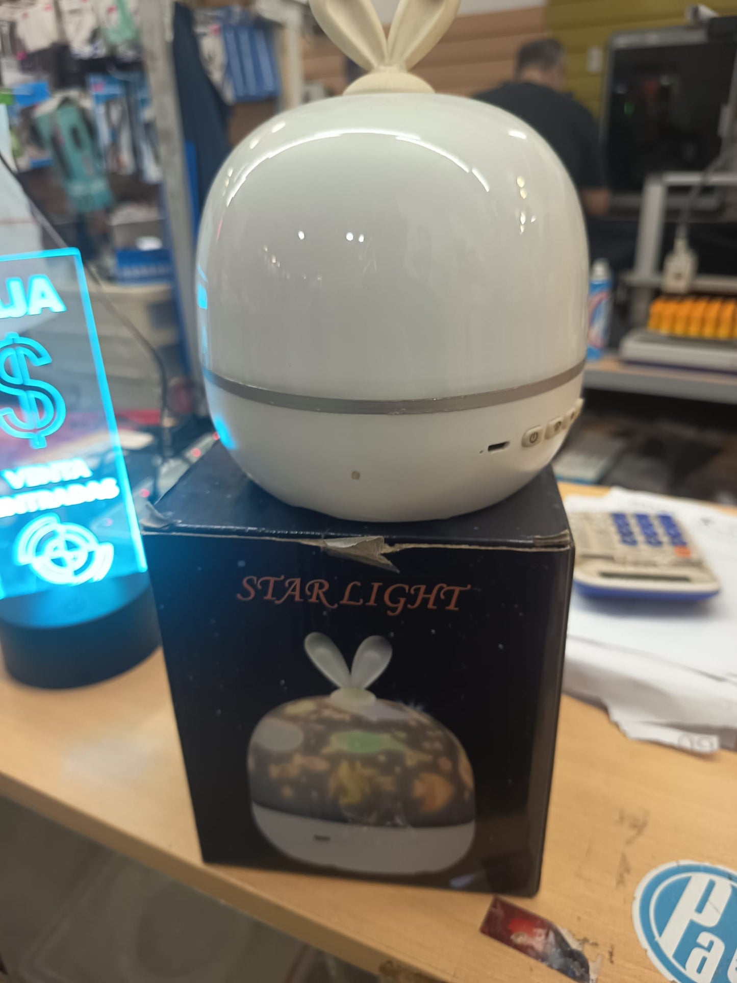 Lámpara Luz Nocturna Star Light Conejo — Infantil, Suave, USB o Pilas